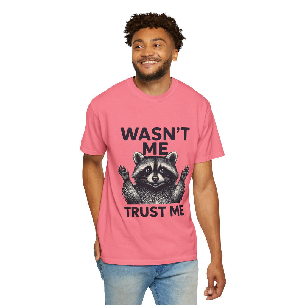 Wasn't Me Raccoon Trust Me T-shirt | Funny Animal Tee, Silly Wildlife Graphic